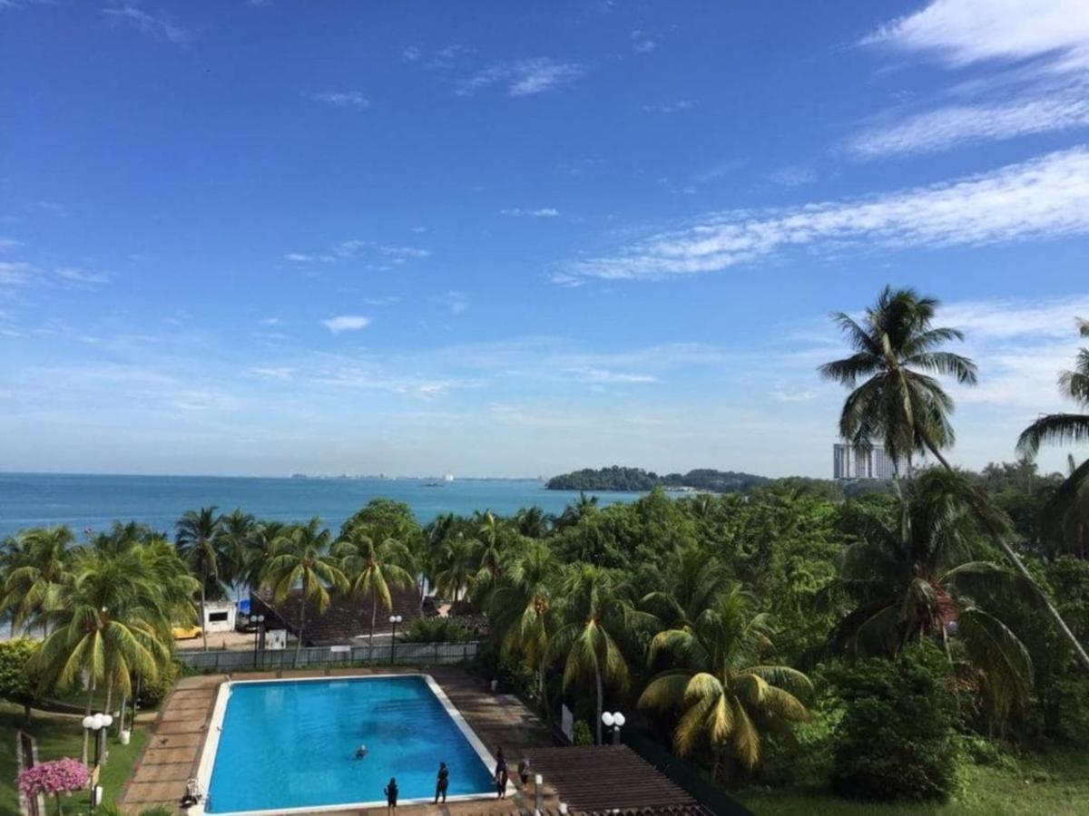 Comfy Beachfront View at Seri Bulan Condominium Teluk Kemang Beach Port Dickson Luaran gambar